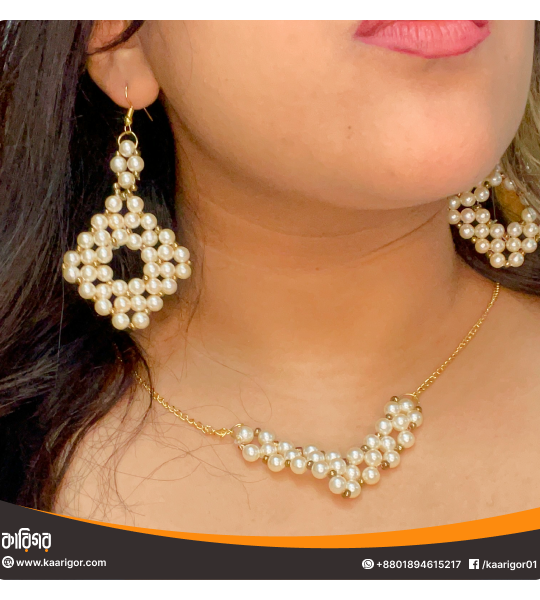 Beaded Necklace Set